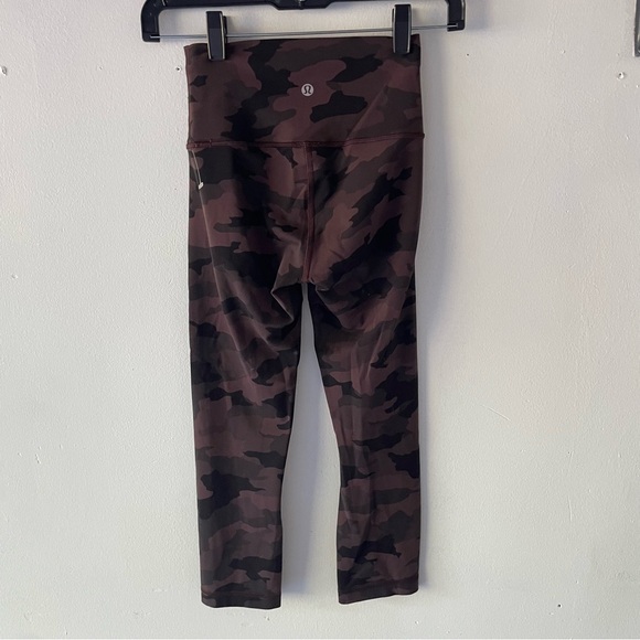 Lululemon wunder under 21” crop heritage camo 365 brown 37821 - Picture 3 of 8